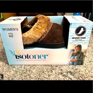 Isotonor Chocolate Brown Memory Foam Slippers- size 7.5-8
